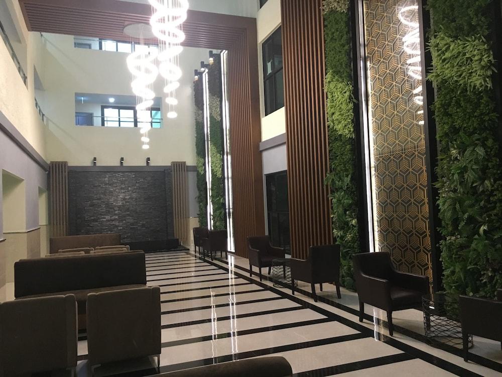 Dusit Grand Condo View Pattaya Eksteriør billede